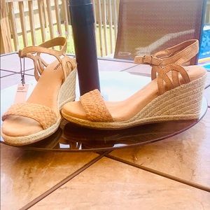 4/$11🚨COPY - Shoes